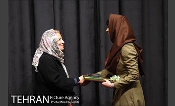 هفدهمین جشن سالانه انجمن منتقدان، نویسندگان و پژوهشگران خانه تئاتر 32