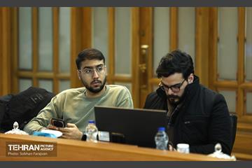 نشست خبری رئیس کمیسیون برنامه و بودجه شورای اسلامی شهر تهران 8