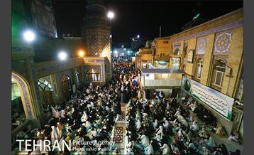 مراسم شب احیای ماه رمضان در امامزاده صالح(ع) 25