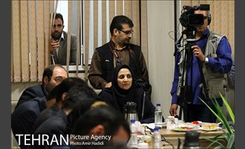 نشست هم اندیشی شهردار تهران با اصحاب رسانه 14
