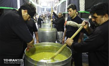 عزاداران تاسوعای حسینی در بازار تهران 16