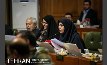 ارائه برنامه عباس آخوندی کاندید پست شهردار 24