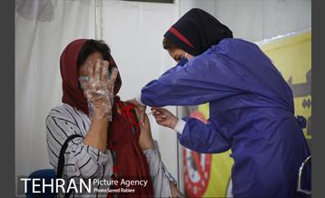 آغاز به کار اولین مرکز تجمیعی واکسیناسیون کرونا در غرب تهران 16