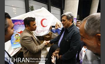 حضور شهردار تهران در باغ کتاب در کمپین با مهر تا مهر 12
