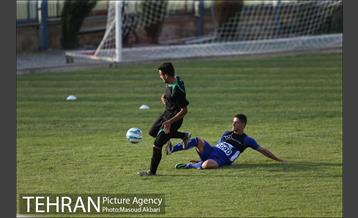 دیدار تدارکاتی استقلال و امید استقلال در کمپ حجازی 20