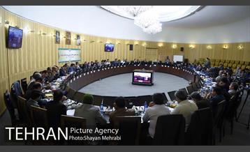 حضور شهردار تهران در بیست و هشتمین اجلاس عمومی شورای عالی استان ها 23