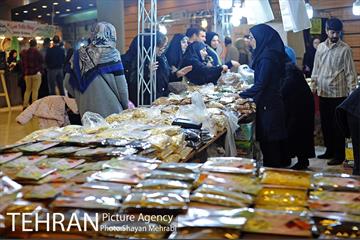 یازدهمین نمایشگاه محصولات غذایی ارگانیک 23