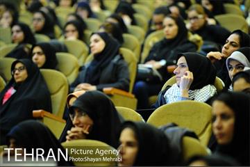 حضور شهردار تهران در دانشگاه شهید بهشتی در روز دانشجو 18