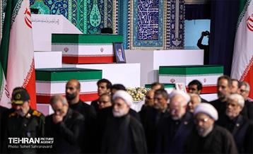 مراسم ادای احترام به پیکر رهبر شهید انقلاب با حضور سران قوا 16