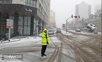 عملیات برف‌روبی در پایتخت 5