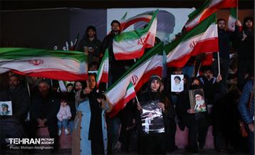 چهل‌و‌سومین شب اجتماع دفاع از انقلاب 22