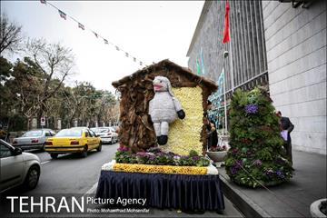 کاروان گل در خیابان بهشت 10