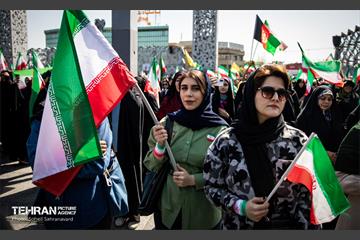 اجتماع «دختران جان‌فدای ایران»