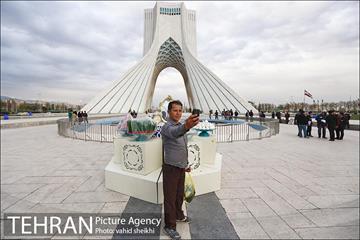میدان آزادی به استقبال بهار رفت 7