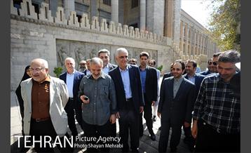 بازدید شهردار تهران از دروازه ملی و میدان مشق به مناسبت روز تهران 21