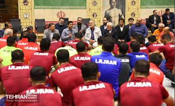 بازدید شهردار تهران از اردوی تیم ملی کشتی