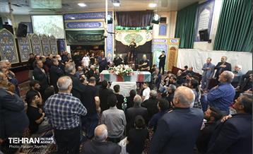 مراسم احیا شب ۲۳ ماه رمضان و تشییع شهید گمنام در حسینیه یرکی های مقیم تهران 30