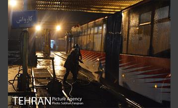 آغاز عملیات ضدعفونی کردن اتوبوس های تهران 22