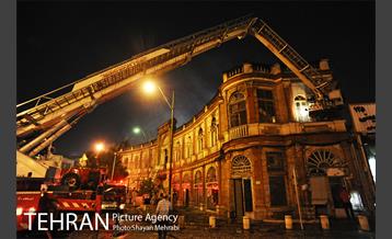 آتش سوزی ساختمان میدان حسن آباد 36