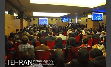 پنل اینترنت اشیا با حضور مهندس فرجود در هفتمین همایش سالانه بانکداری الکترونیک و نظام های پرداخت 1