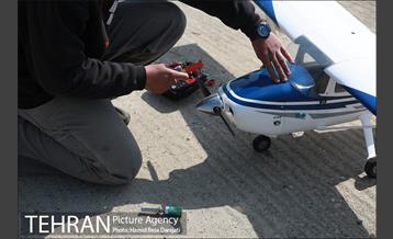 پرواز مدل ها بر فراز آسمان پایتخت 8