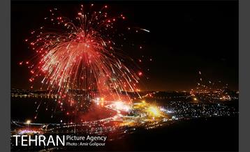 نورافشانی دریاچه شهدای خلیج فارس به مناسبت جشن نیمه شعبان‎‎ 7