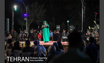 تعزیه خوانی اباعبدالله الحسین(ع) در بوستان لاله 5
