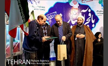 تجلیل از خانواده پنج شهید انقلاب اسلامی 11