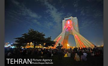 هزار توی زمان در برج آزادی 8