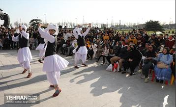 جشنواره نوروزی منطقه 9