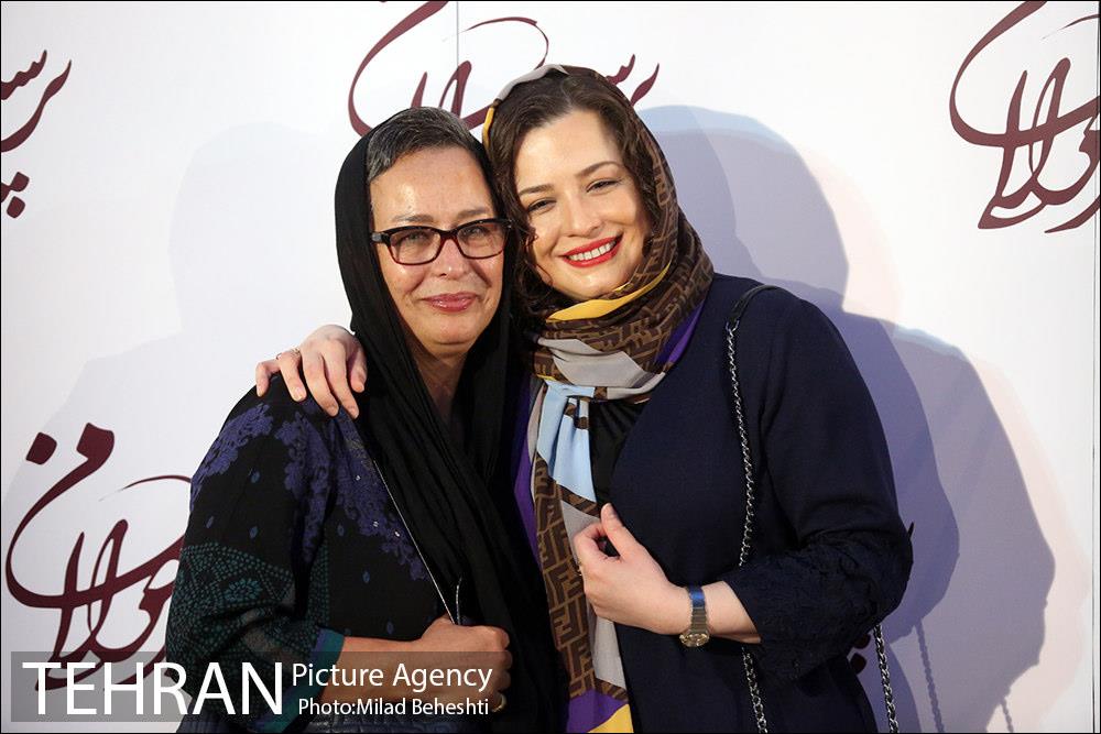 اکران خصوصی فیلم پرسه در حوالی من‎ 1