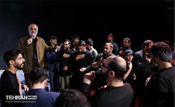 مراسم مناجات و توسل به امام زمان(عج) در رواق کشوردوست