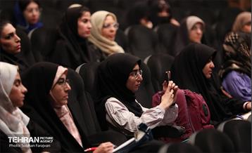 دوره آموزشی کنش‌گری رسانه‌ای آرمانشهر 6