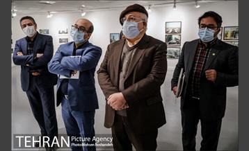 بازدید مدیران شهری به همراه اعضای شورای شهر از نمایشگاه تهران از منظر هنرمندان 1