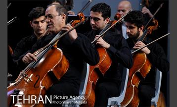 شب موسیقی انقلاب در منطقه گردشگری عباس آباد 19