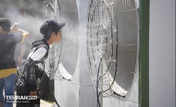 حضور مردم در مرقد امام خمینی(ره) 18