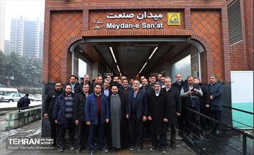 بازدید از تست گرم خط ۷ مترو 25