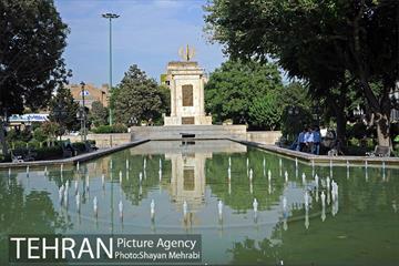 میدان امام خمینی(ره) 30