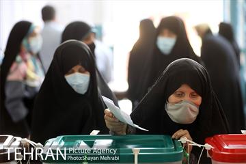 حضور شهردار تهران در انتخابات 1400