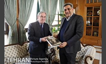 دیدار شهردار تهران با سفیر فرانسه 19