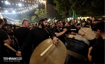 آئین سنتی مشعل گردانی 43