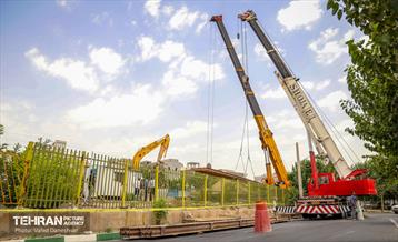 عملیات جمع آوری ریل‌ها و شاسی گذاری در حریم راه آهن تهران اهواز 9