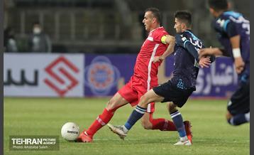 دیدار تیم های فوتبال پرسپولیس و پیکان 32