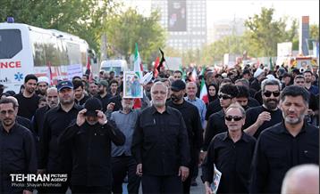 شهردار تهران در آیین وداع با آقای شهید ایران 12