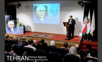 تولد ماه، استاد محمدعلی بهمنی 30