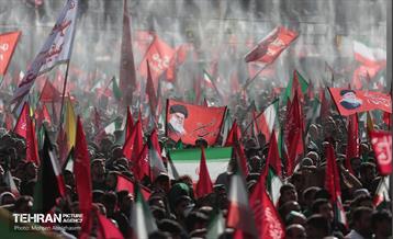 اقامه نماز بر پیکر آقای شهید ایران - 1 53