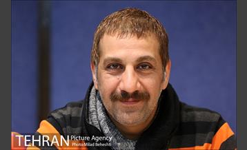 نمایشنامه خوانی سالی که دو بار پاییز شد 3