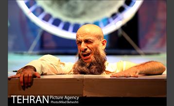 نمایش رویای یک شب نیمه تابستان‎ 28