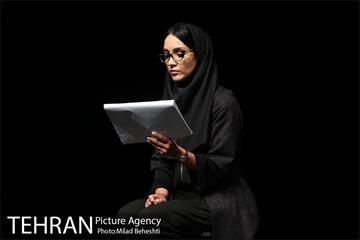 نمایشنامه خوانی کوکوی کبوتران حرم‎ 24