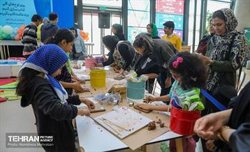 رویدادکتاب و کتابخوانی در باغ کتاب تهران 18